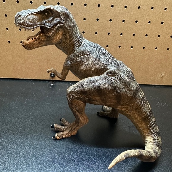 2005‎ Papo T-Rrex Tyrannosaurus Rex Dinosaur Figure Toy Moving w/Jaw - Picture 1 of 5